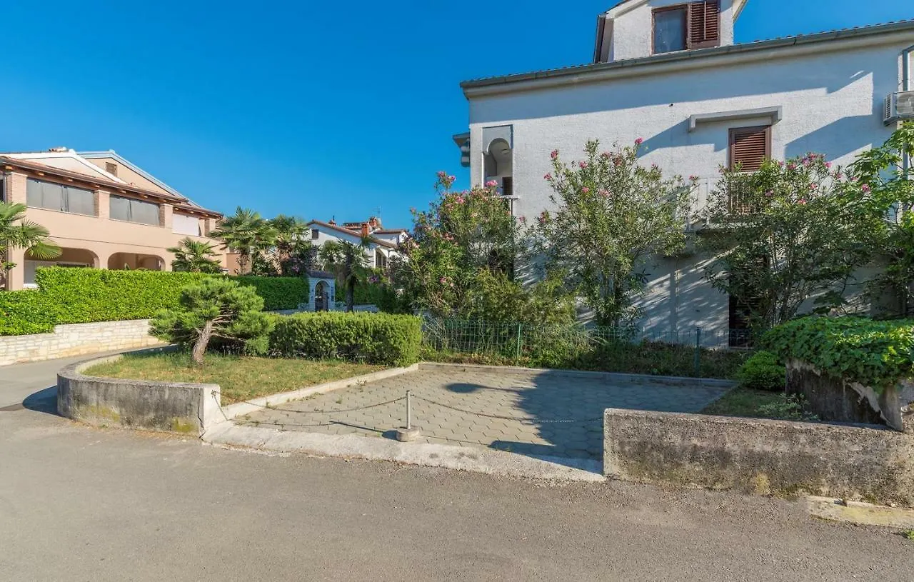 Apartment Valnea Porec Guest house