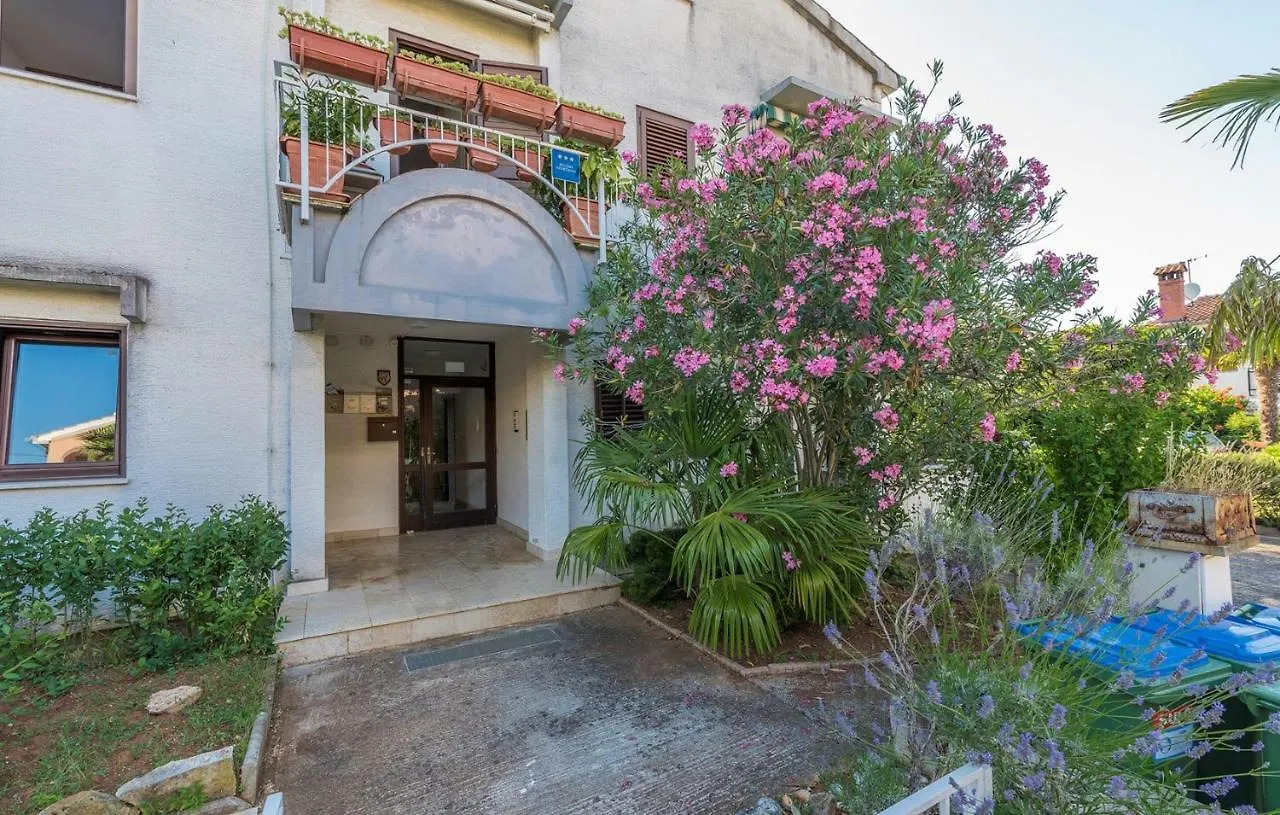 Guest house Apartment Valnea Porec