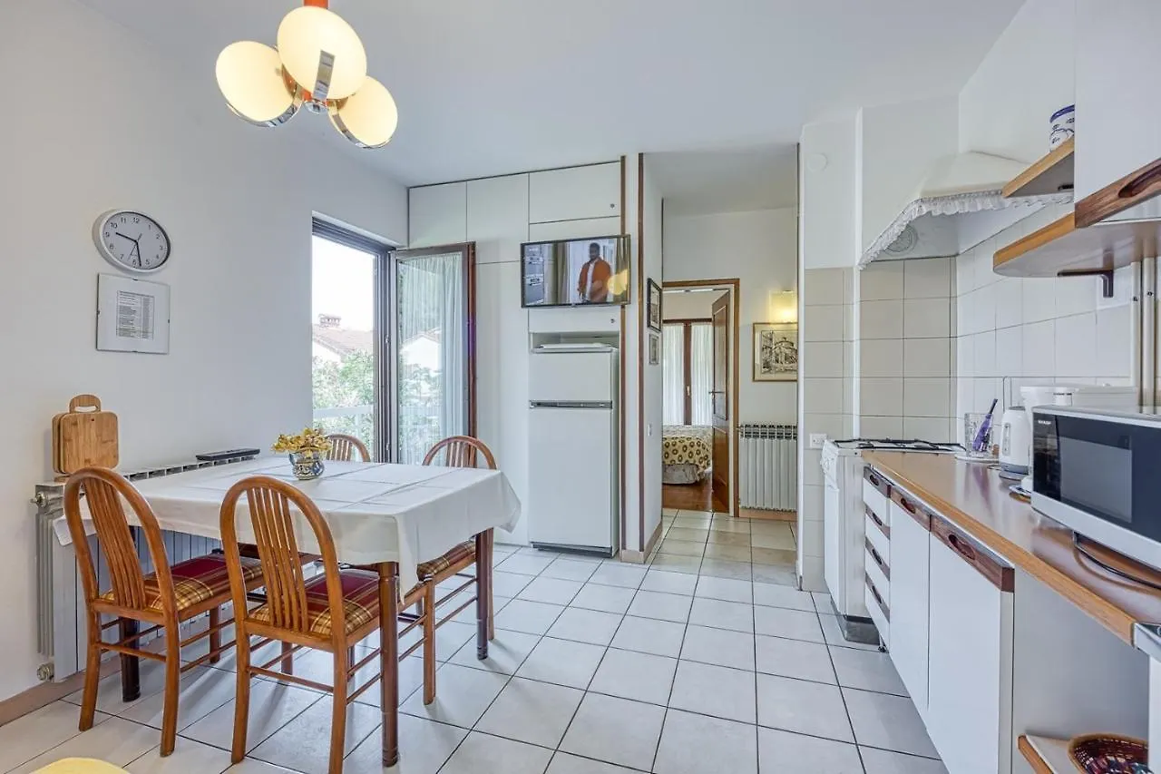 Apartment Valnea Porec 3*,  Croatia